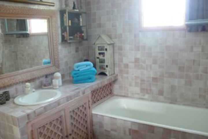 Room 7 of 25