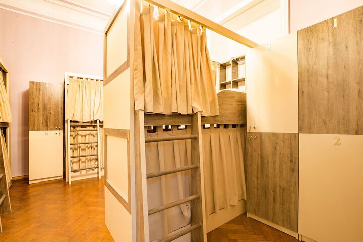 Room 5 of 25