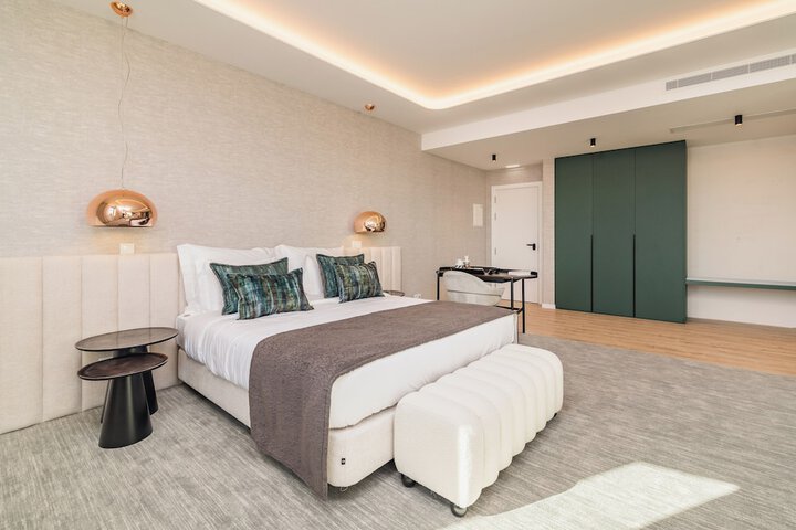 Room 26 of 52