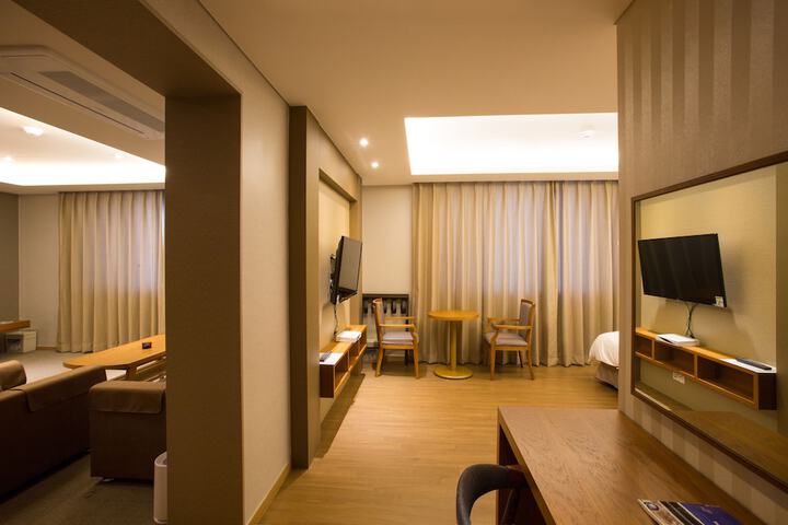Room 64 of 145