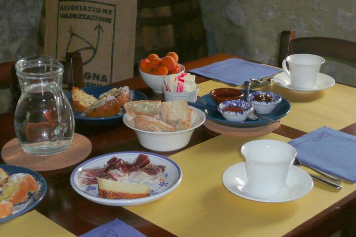 Breakfast/Coffee Service 34 of 58