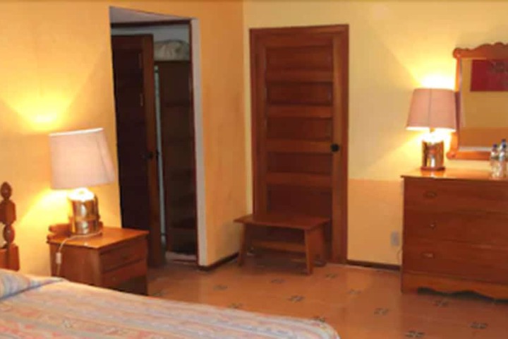 Room 8 of 45