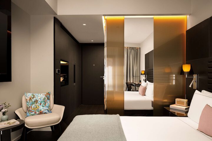 Room 75 of 171