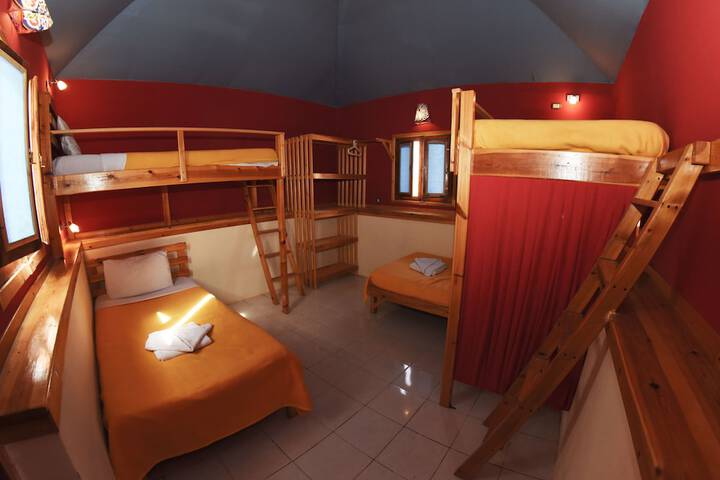 Room 5 of 43
