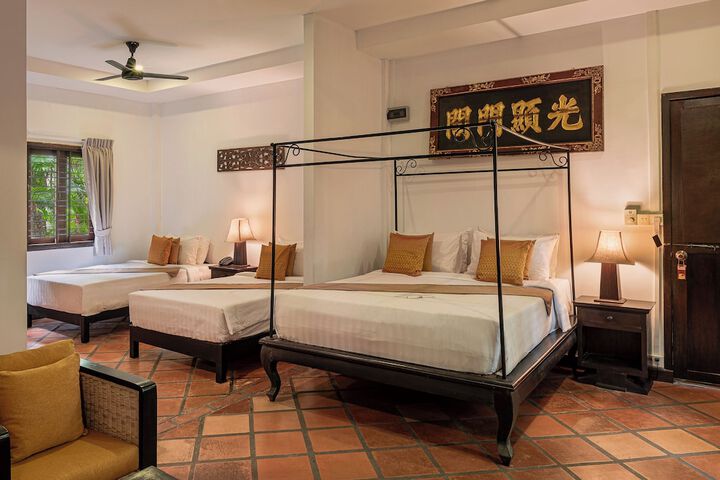 Room 13 of 127