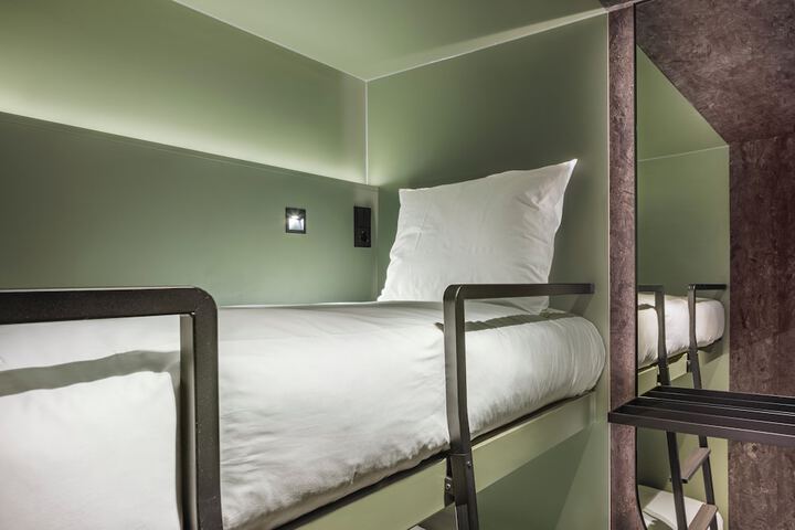 Room 20 of 96