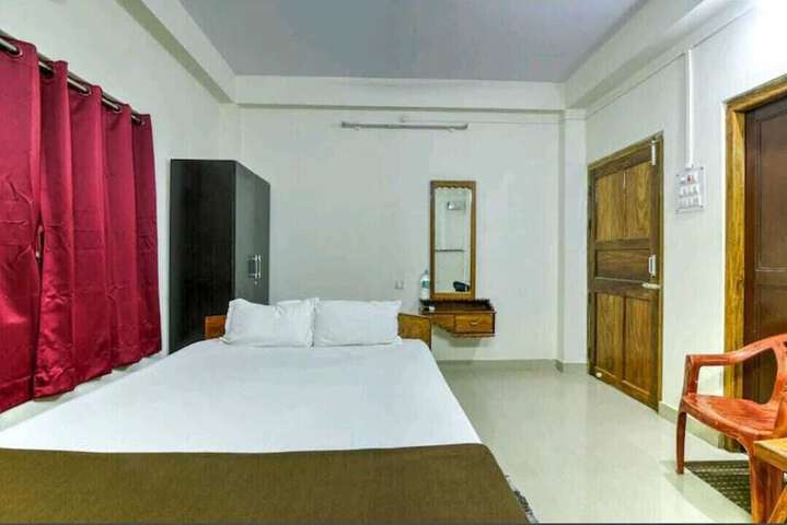 Room 2 of 11