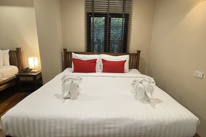 Room 20 of 102