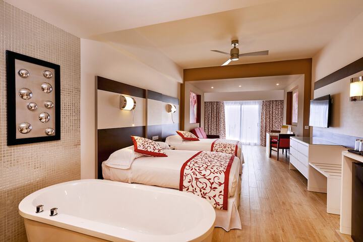 Room 16 of 85