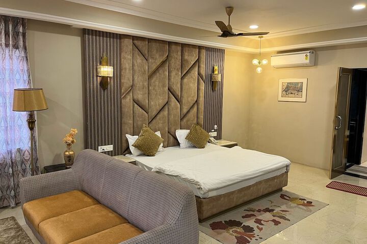 Room 19 of 57