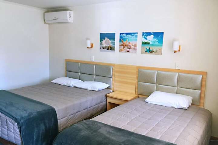 Room 12 of 39