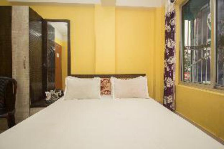 HOTEL SAROJINI PALACE BY OYO ROOMS