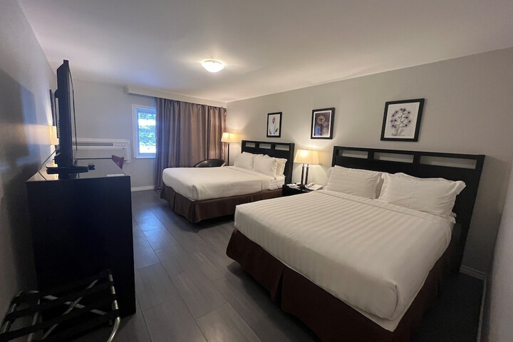 Room 18 of 151