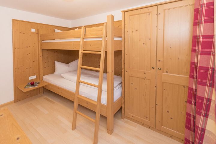 Room 16 of 57
