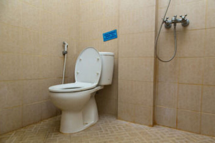Room 3 of 20