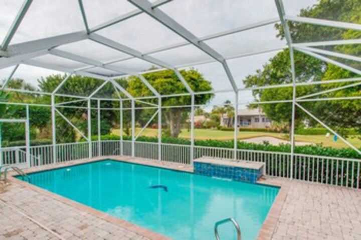 Pool 8 of 18