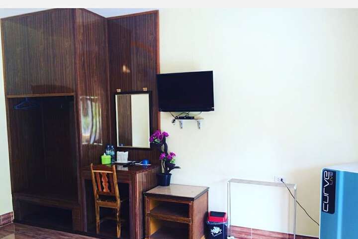 Room 21 of 34