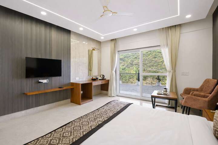 Room 15 of 55