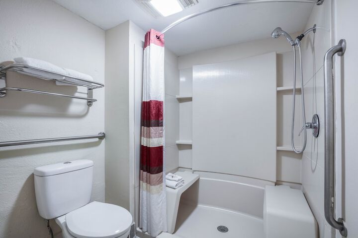 Clean Restrooms