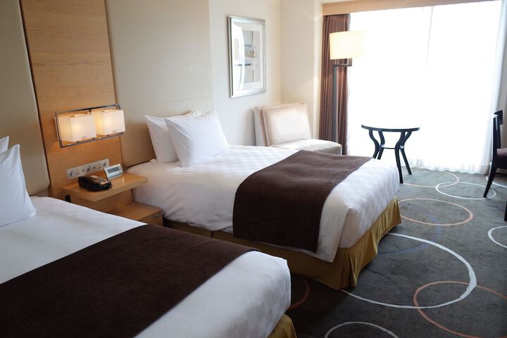 Room 18 of 239