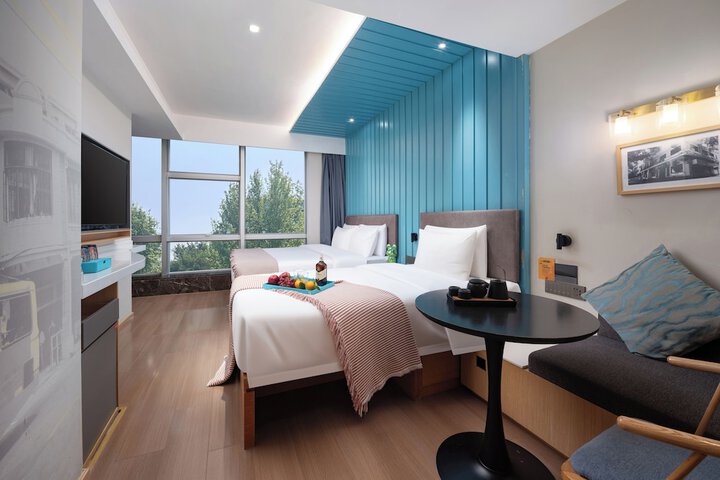 Room 29 of 60