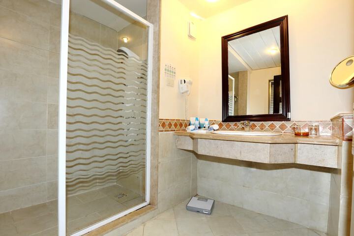 Clean Restrooms