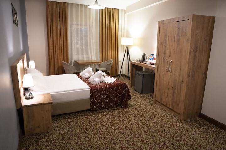 Room 14 of 46