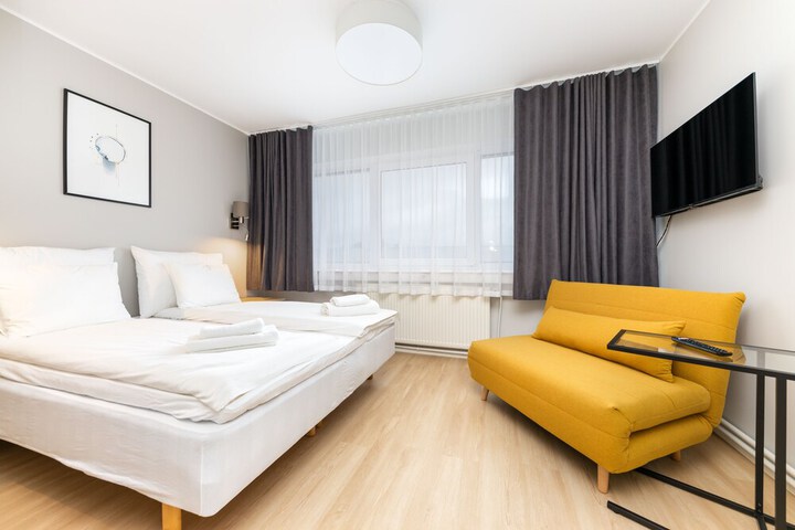 Room 7 of 14