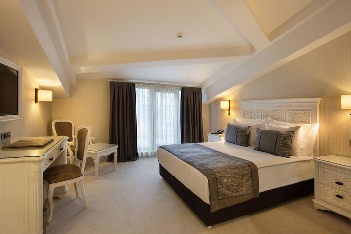 Room 48 of 114