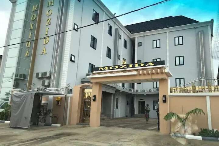 Hotel 30 of 31