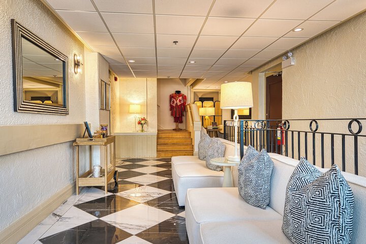 Hotel Interior 2 of 40