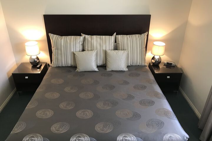 Room 18 of 81