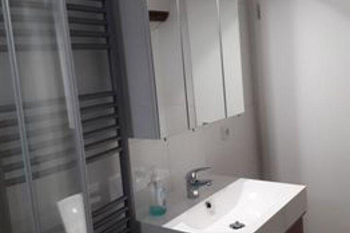 Room 8 of 54
