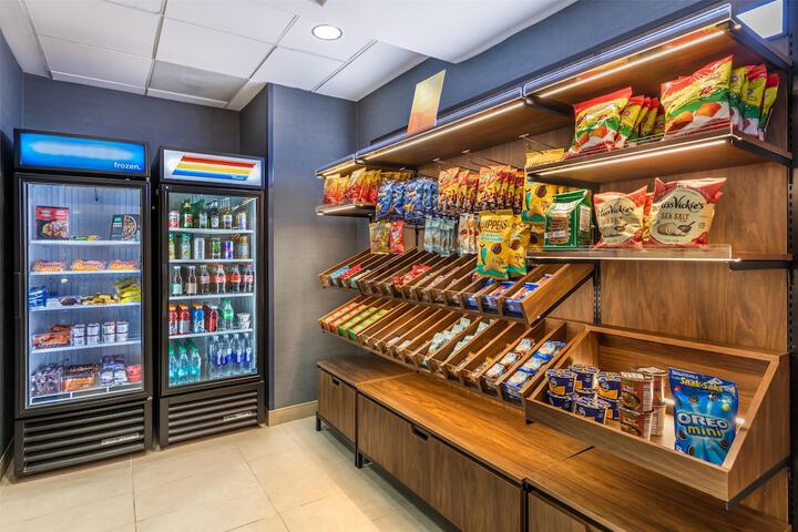 Snack bar
