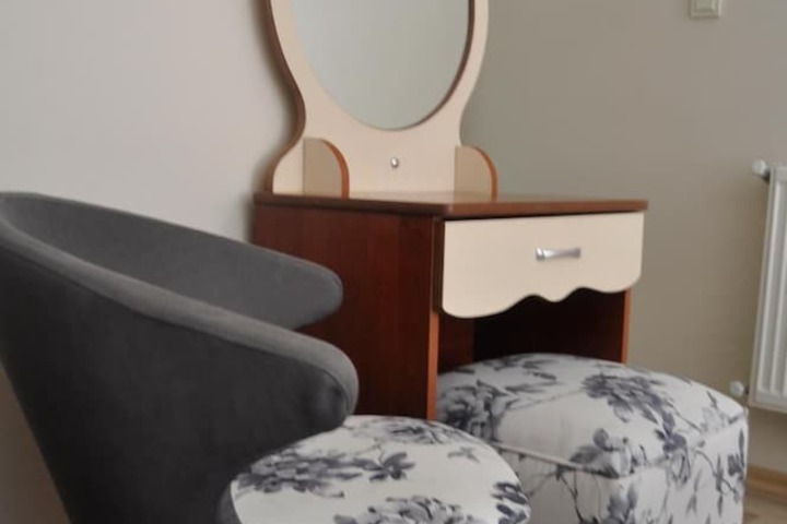 Room 5 of 29