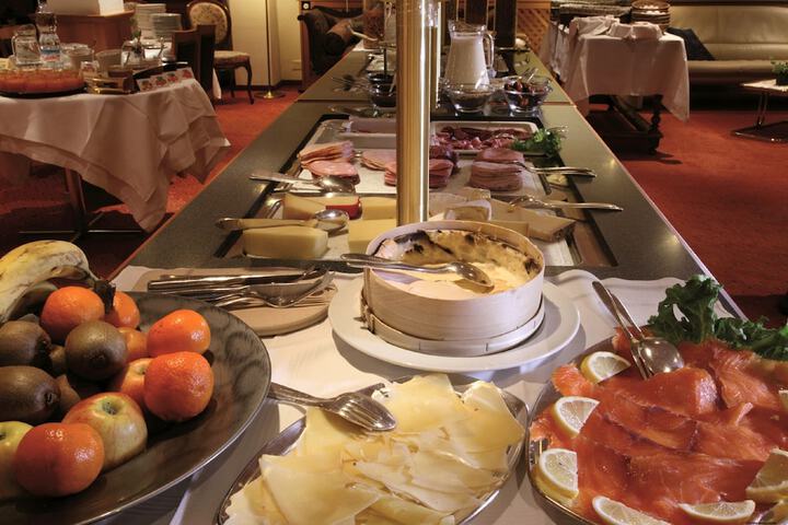 Breakfast/Coffee Service 40 of 47