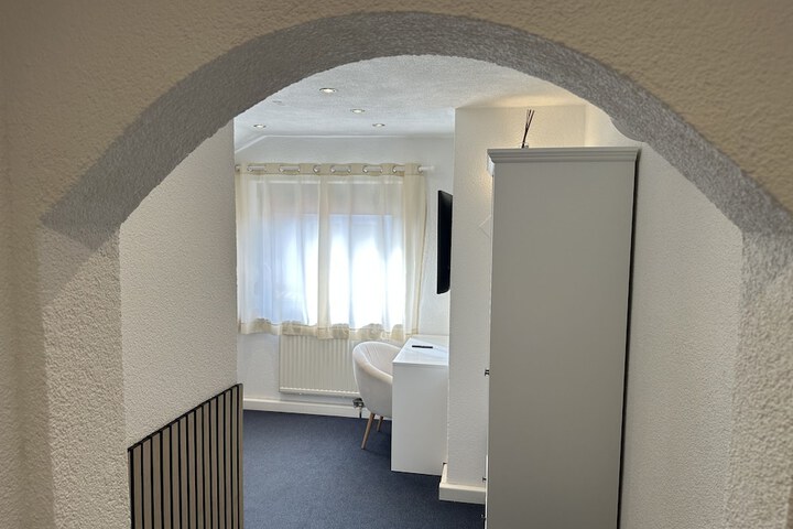 Room 54 of 109