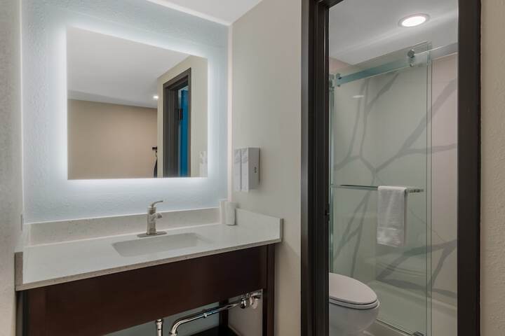 Suite 2 Full Beds (24 of 31)
