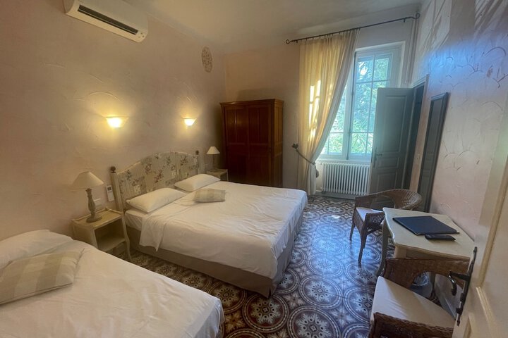 Room 18 of 47