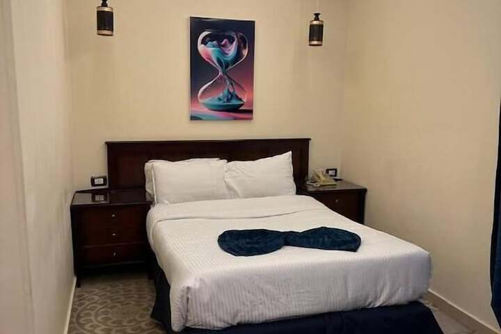 Room 15 of 53