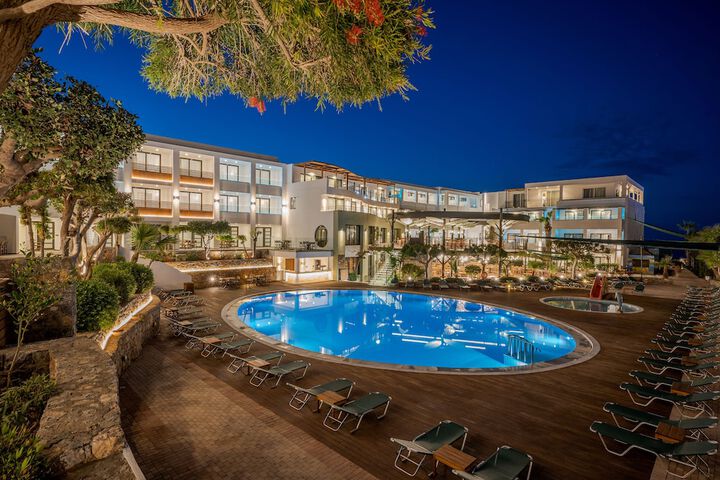 Pool Hotel