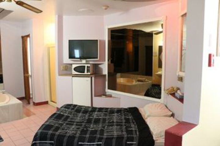 Room 29 of 54
