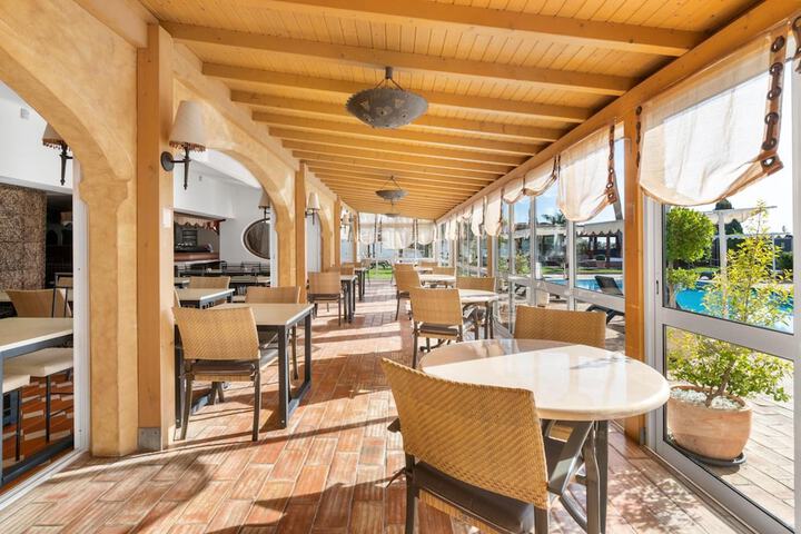 Restaurants