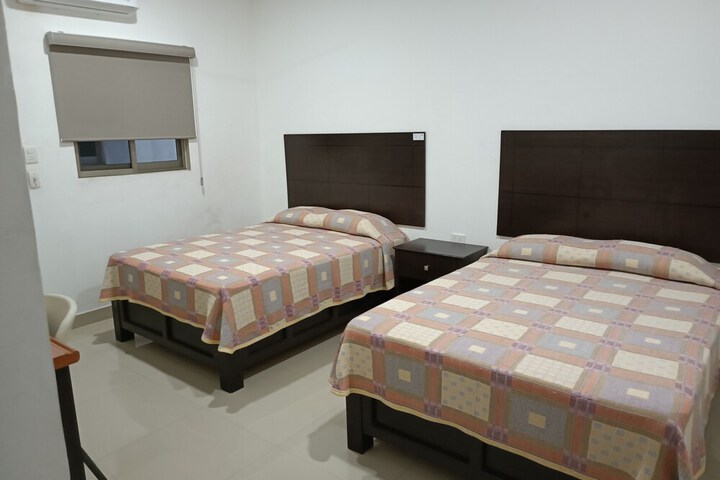 Room 22 of 27