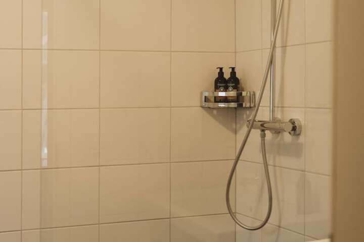 Room 40 of 76