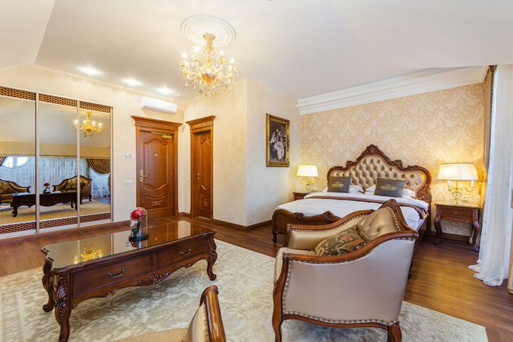 Room 29 of 54