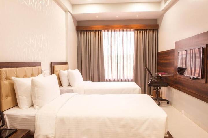 Room 3 of 18