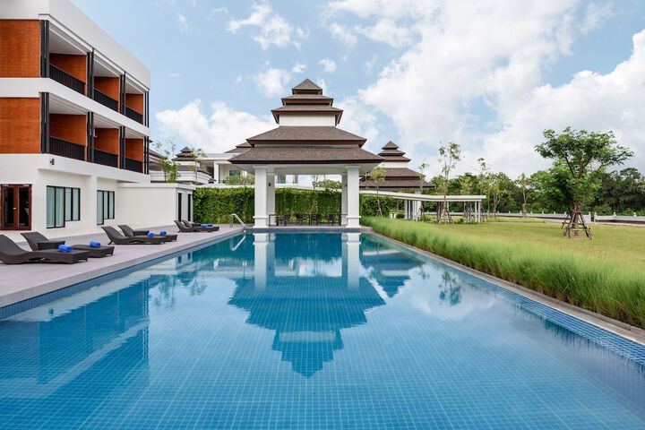 Pool 18 of 47