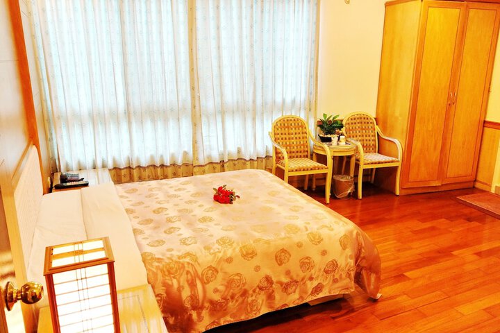 Room 29 of 122