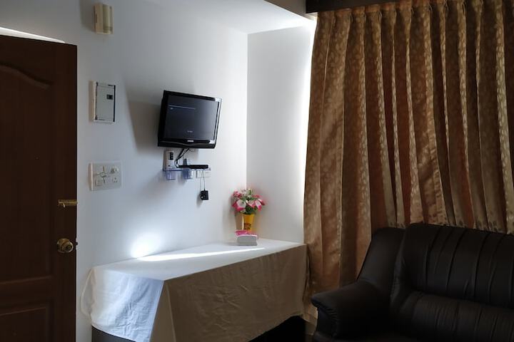 Room 21 of 42